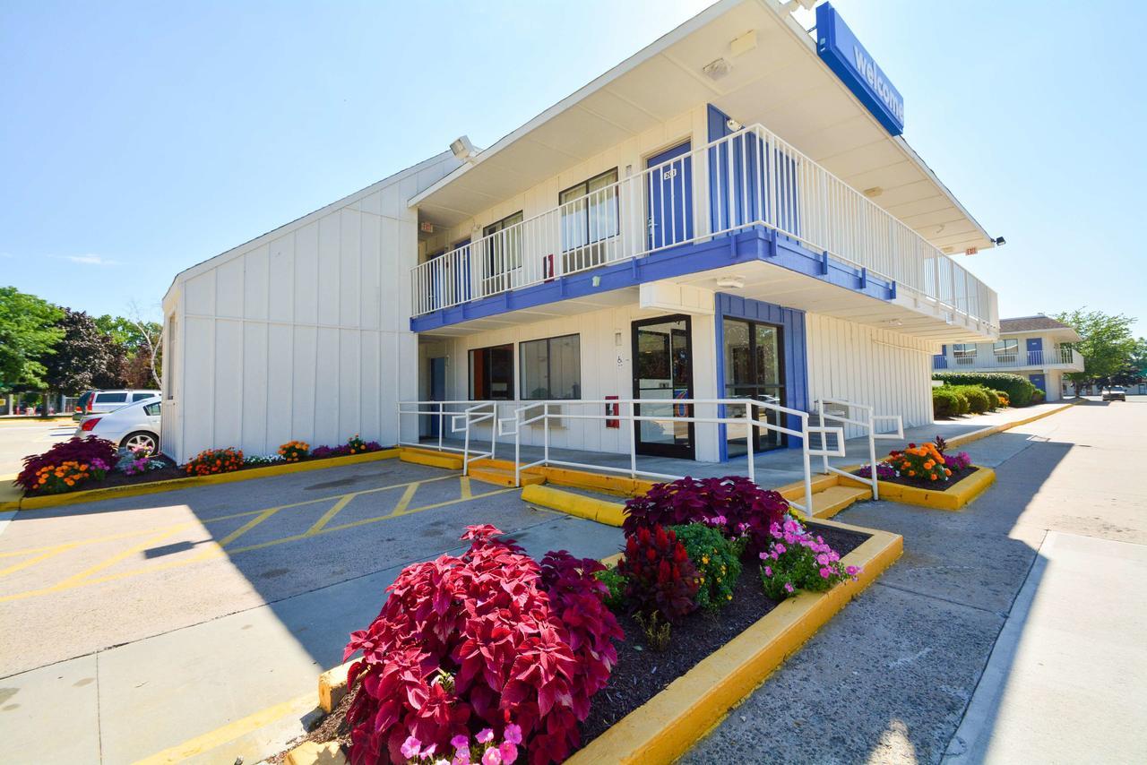 Motel 6-Windsor Locks, Ct - Hartford Bagian luar foto